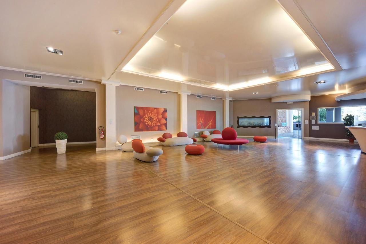 Modus Vivendi 315 Aparthotel San Remo Buitenkant foto
